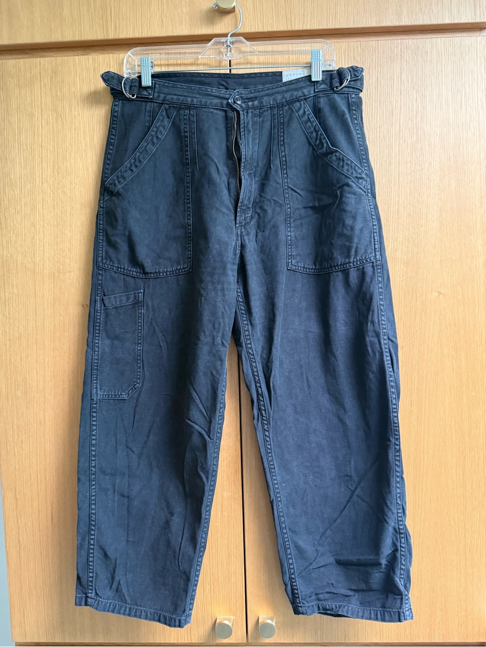 Citizens Of Humanity Kendall Black Cropped Wide-Leg pant, size 29